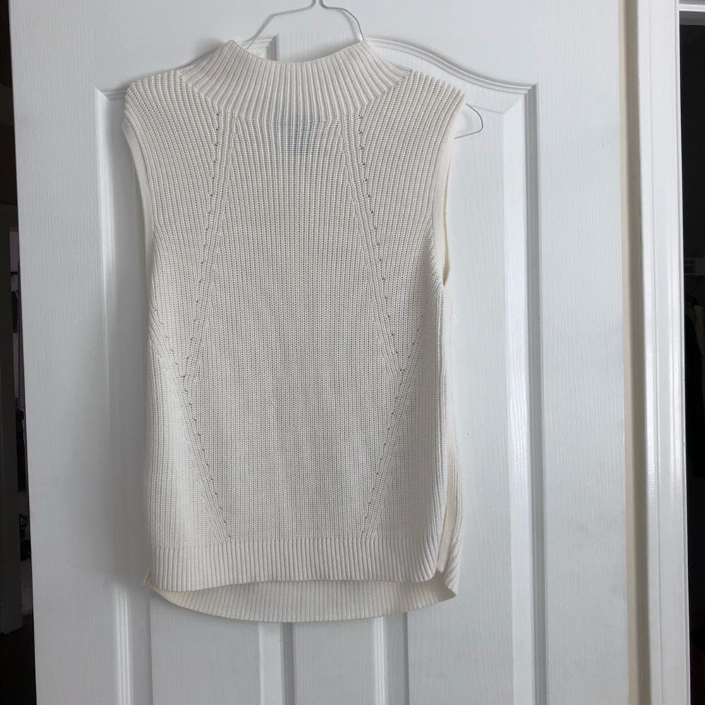 White House black market knit top